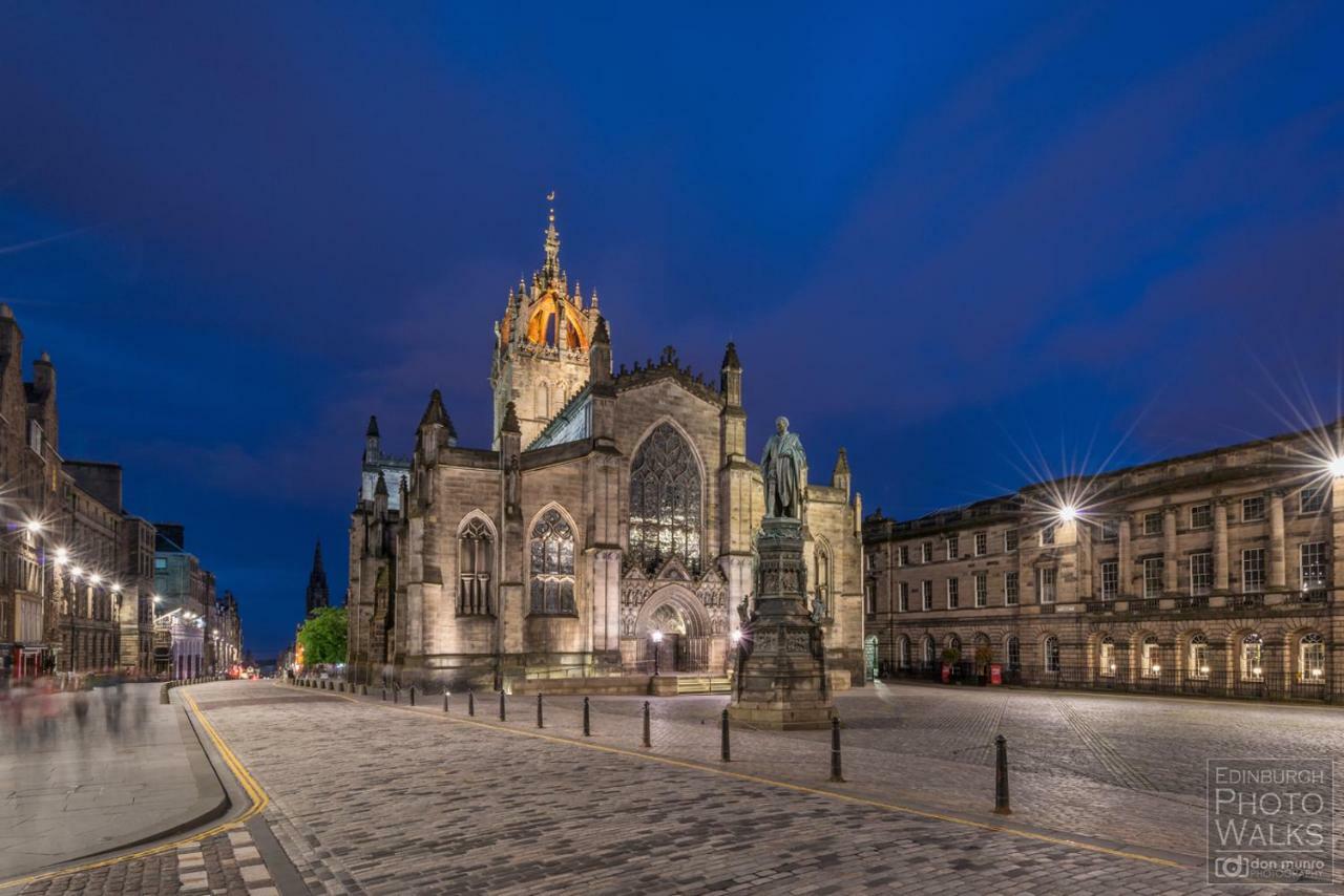 Royal Mile St Giles St Apartment Edinburgh Bagian luar foto